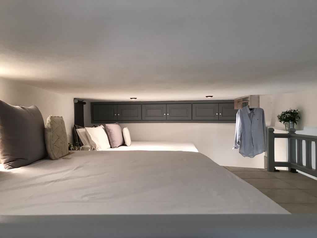 Panai's Garden Apartment Livadi  Bagian luar foto